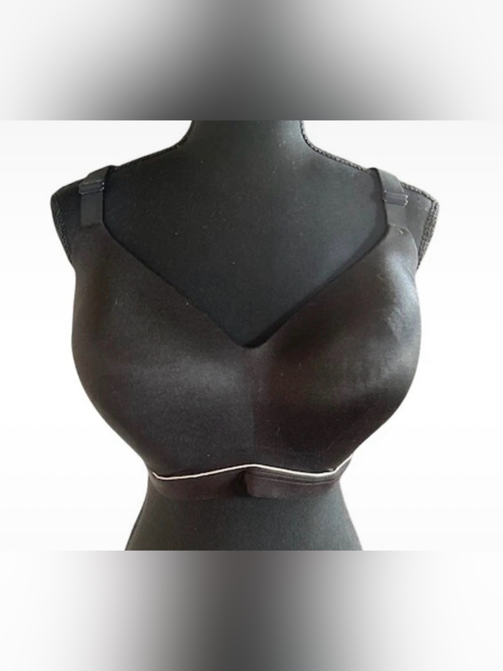 🖤CACIQUE BLACK SATIN NO-WIRE, NO BACK STRAP BRA SIZE 44D🖤